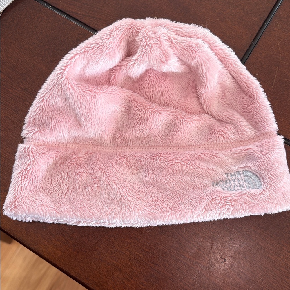 The North Face Girls Winter Hat in Pink